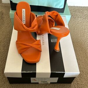 COPY - Aquaazzura Twist sandal Papaya sz9 3in heel 1x worn photo shoot 30min